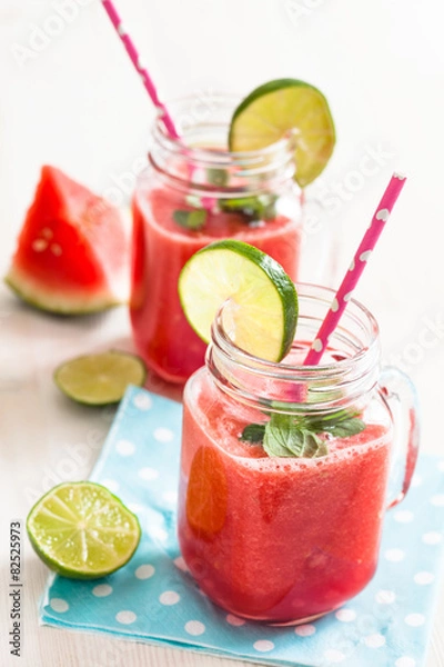 Obraz Watermelon and lime drink