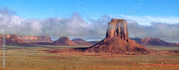 Fototapeta Monument Valley buttes in a wilderness desert setting was the backdrop of several old western movies from the 1950's and 1960's.