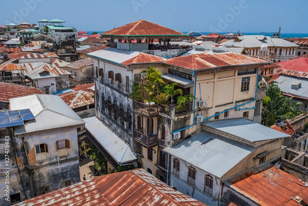 Obraz As a world heritage site, Stone town attracts tourists with its narrow streets, wonderful colors, wooden structures and multicultural life.