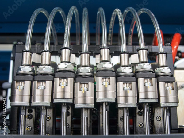 Obraz solenoid valves with pipes