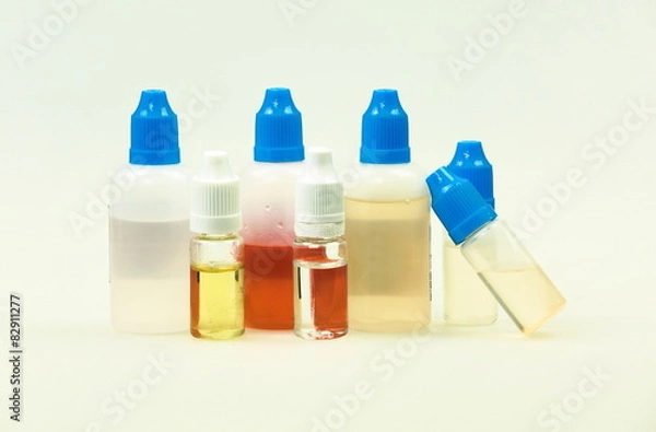 Obraz Liquidflaschen für E-Zigarette