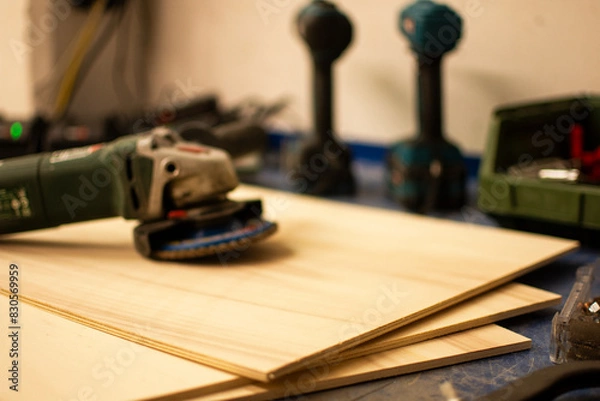 Obraz TOOLS FOR METAL AND WOOD PROCESSING