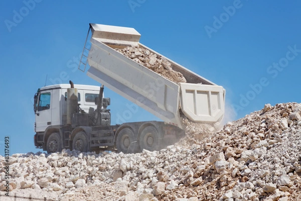 Fototapeta Tipper truck