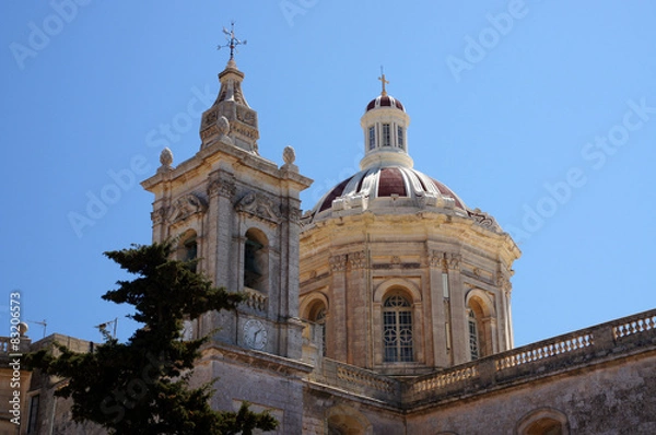 Fototapeta Clocher et Dôme de l'église Saint-Paul - Malte