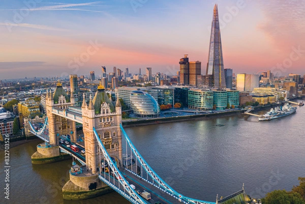 Fototapeta Aerial view of the Tower Bridge in London. One of London's most famous bridges and must-see landmarks in London. Beautiful panorama of London Tower Bridge.