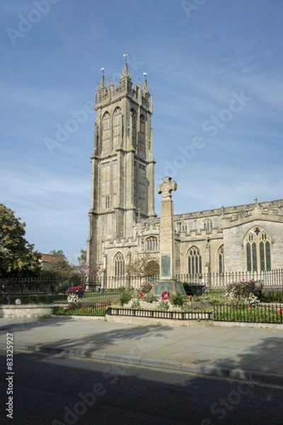 Obraz Celtic Cross Memorial and Church, Glastonbury