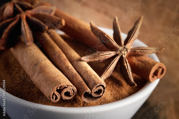 Obraz Cinnamon sticks and anise