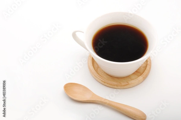 Fototapeta ホットコーヒー 木のティースプーン 白バック