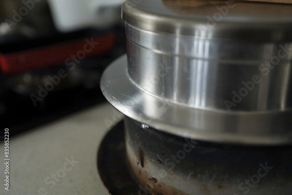 Fototapeta お米を炊く釜