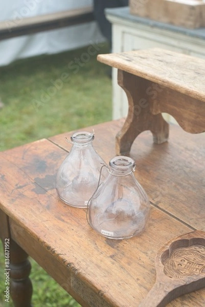 Fototapeta 日本の古民家から出てきた掘り出し物、日本の古道具