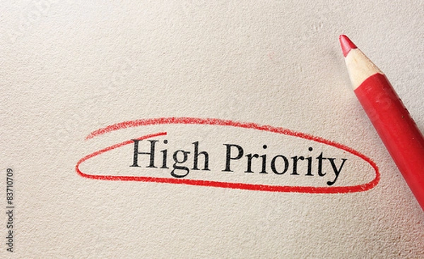 Fototapeta High Priority red circle