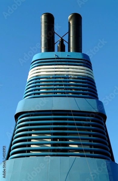 Fototapeta cruise ship smoke stack