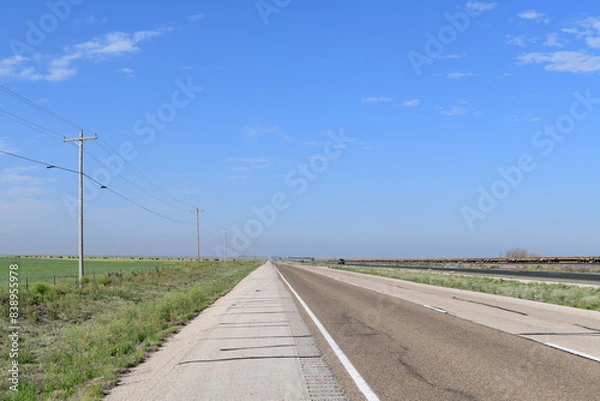 Fototapeta empty road with no traffic