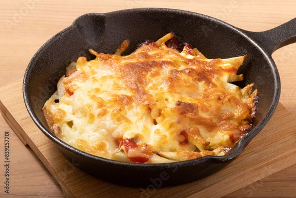 Fototapeta 新じゃがいものチーズ焼き