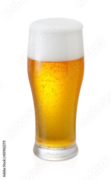 Fototapeta ビール/ビアグラスに一杯注がれたビール,冷たいシズルを表現しています,白バックでクリッピングパスが付いています。