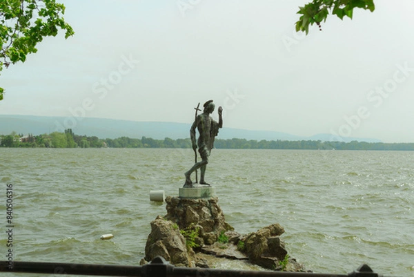 Obraz Sculpt in the lake