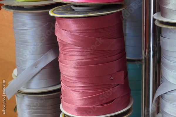 Obraz Coil with bias binding