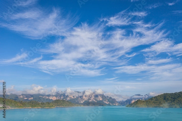 Obraz Cirrus cloud at Ratchaprapha dam, Thailand