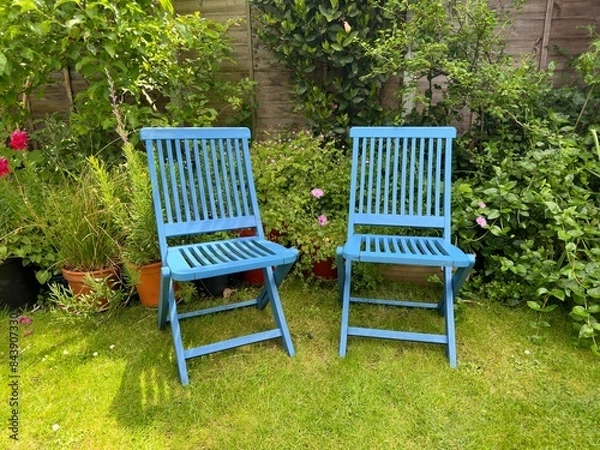 Obraz two chairs in the garden