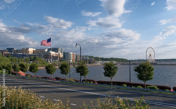 Fototapeta Riverfront cityscape