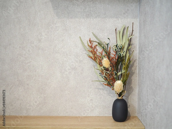 Obraz グレーの壁とドライフラワー