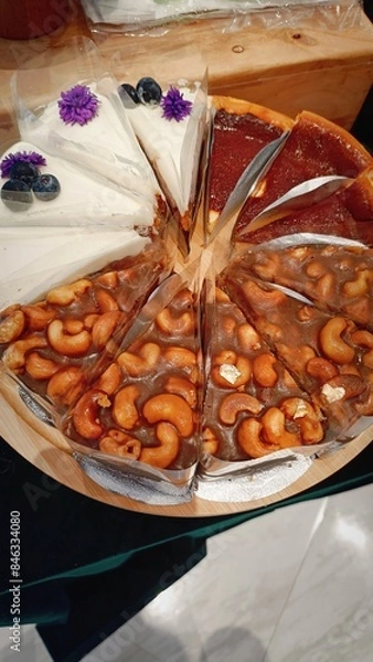 Obraz cake with nuts