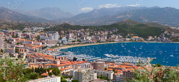 Fototapeta Widok z lotu ptaka na miasto Ajaccio. Korsyka, Francja.