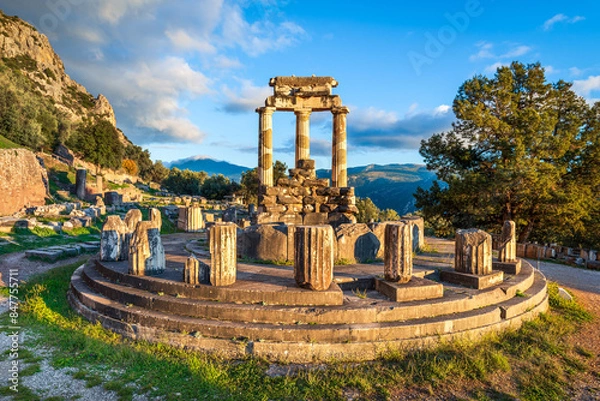 Fototapeta Ruins of the Temple of Athena Pronaia in ancient Delphi, Greece