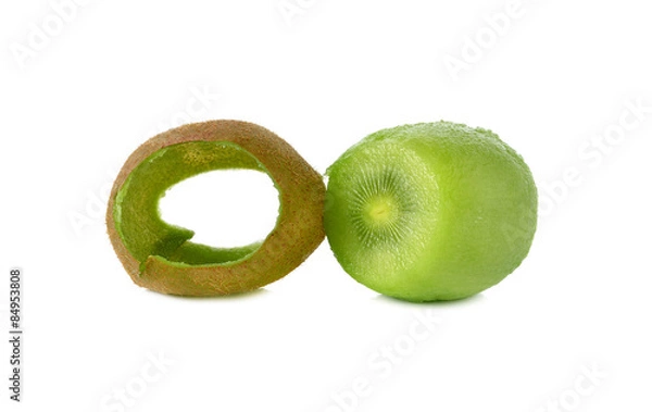 Obraz Zbliżenie obrane owoc kiwi na białym tle