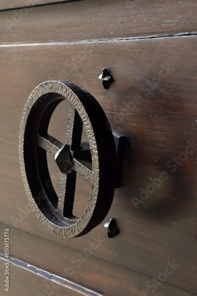 Obraz round door lock in bronze color metal