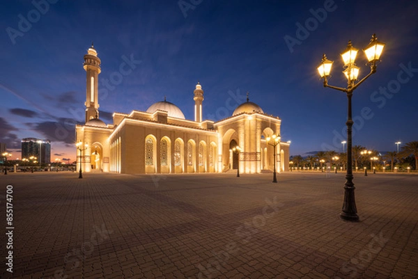Obraz Beautiful view of Al-Fateh Grand Mosque at Night, Manama, Bahrain