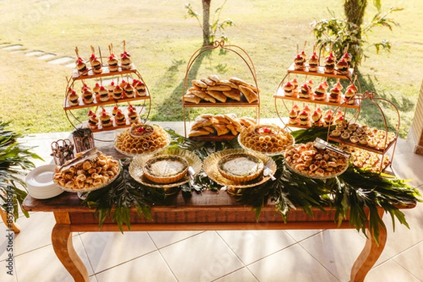 Obraz delicious food on a tidy table