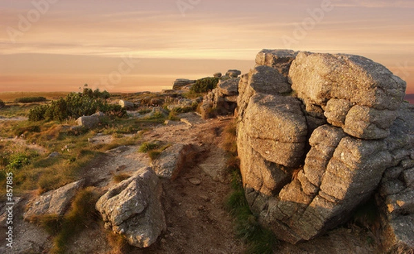Fototapeta kamienie na wzgórzu