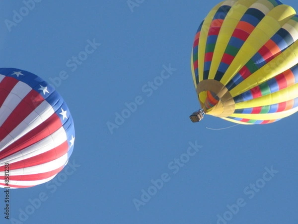 Obraz two hot air balloons zoomed