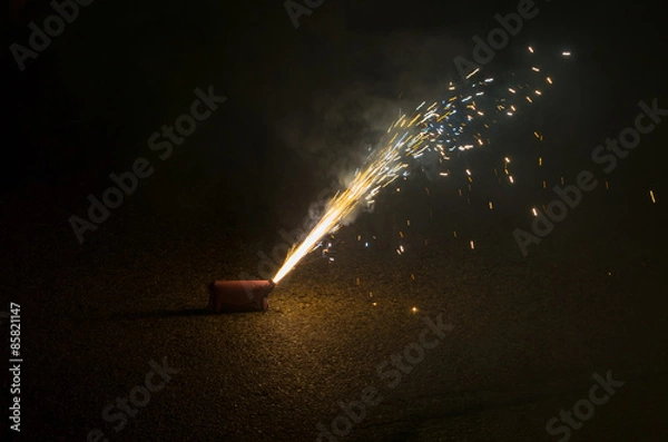 Fototapeta Fuegos artificiales en la noche de San Juan