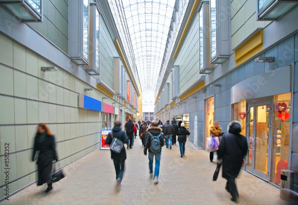 Fototapeta visitors in store.