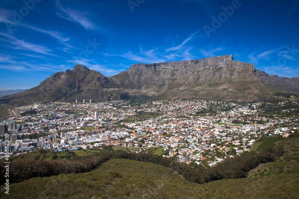 Fototapeta テーブルマウンテンとケープタウンの町並み