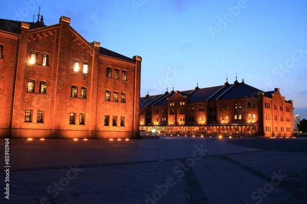 Obraz 薄暮の赤レンガ倉庫