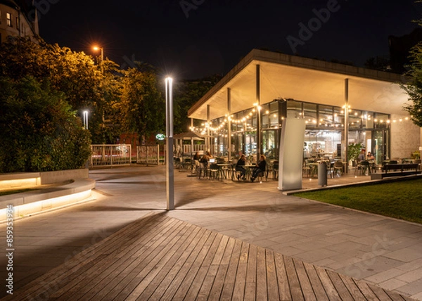 Fototapeta park of Millenary in Budapest's buda side. Amazing recreation place in the city. Splendid archiutectures much green area, bars, restaurants and many more.