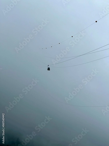 Obraz Cablecar headed into the clouds
