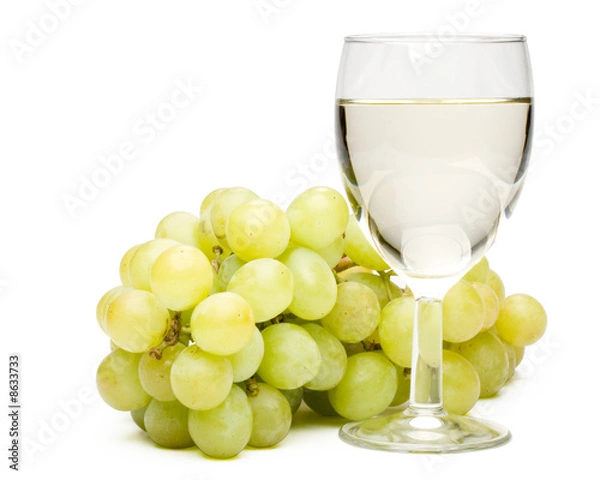 Fototapeta Wine in a glass and grapes