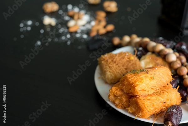 Fototapeta Traditional Arabic sweets