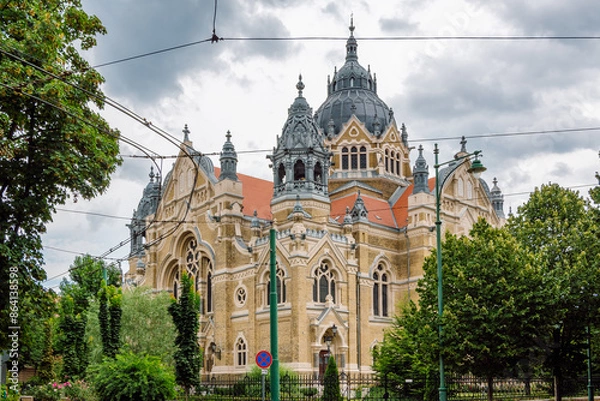 Obraz Szeged Synagogue, Hungary, the finest example of the unique Hungarian blending of Art Nouveau and Historicist styles sometimes known as Magyar style.