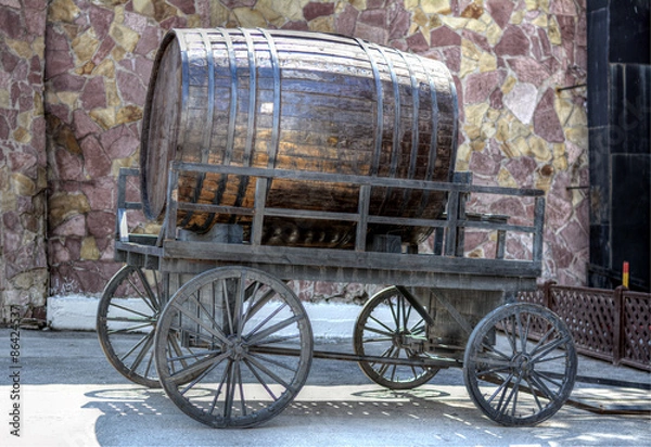 Obraz Бочка пива на деревянной повозке