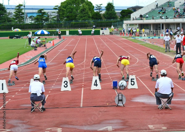 Obraz 陸上競技での100ｍ走スタート直後