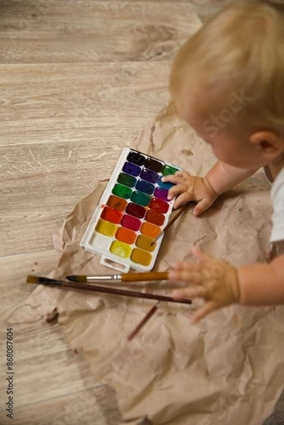 Obraz sister and brother hugging