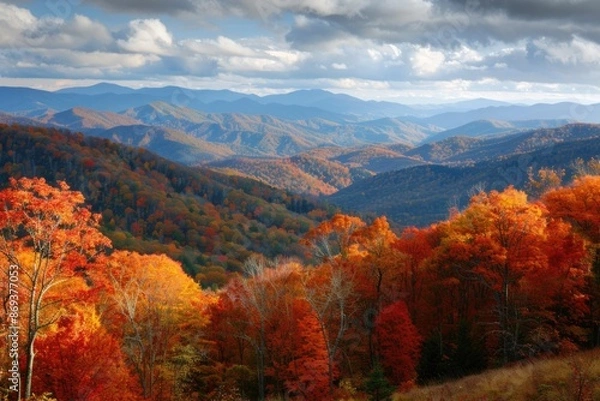 Fototapeta Mountains In Fall: Autumn Landscape of Great Smoky Mountains National Park at North Carolina-Tennessee Border