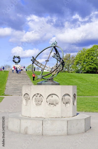 Fototapeta Statues in Vigeland park in Oslo sundial vertical