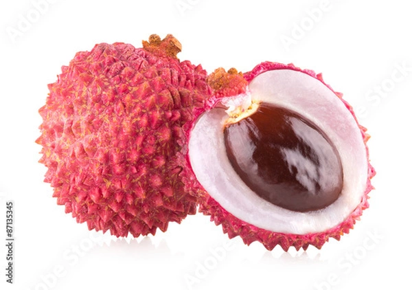 Fototapeta dojrzałe lojee na białym tle