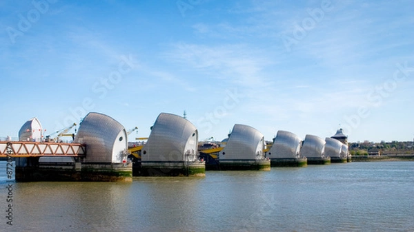Obraz Thames Barrier, London. The contemporary architecture of the London flood barrier which crosses the River Thames between Silvertown and New Charlton.